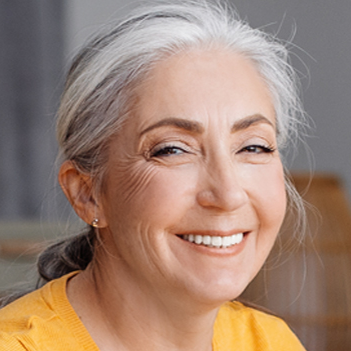 María L.